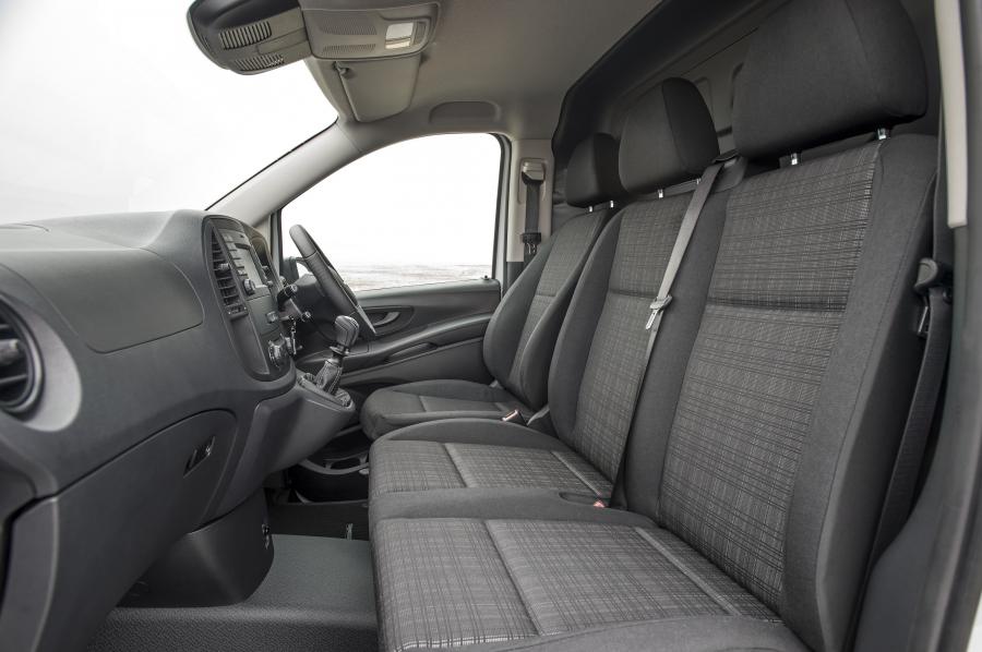  Mercedes-Benz Vito Panel Van 2015 года  (UK) (фото 26 из 30)